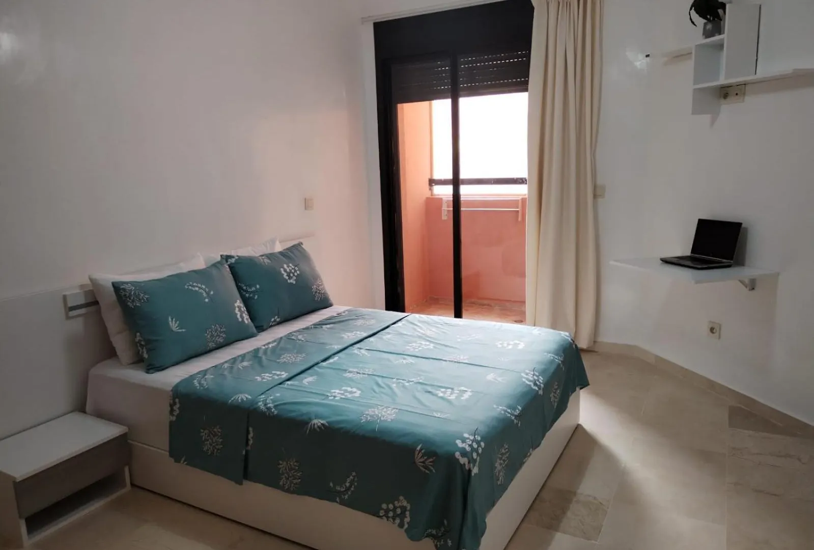 Appartement Cosy A Marrakech Avec Des Espaces Verts Et 5 Piscines Marakeş